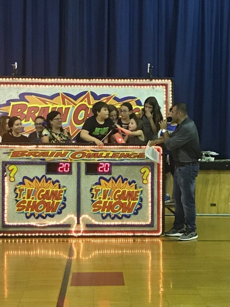 game show brain challenge at middle school